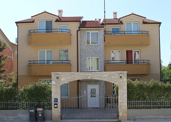 Catalina ميدولين