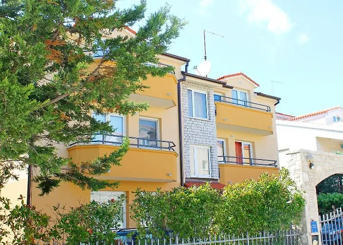 Hotel Catalina 3*